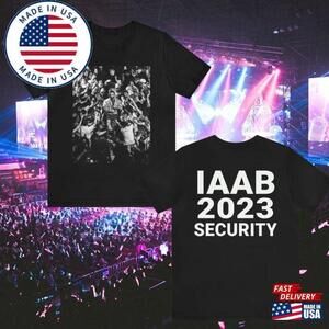 Crowd Shirt Its All A Blur Tour Drake Iaab Unisex T-Shirt 2 sided